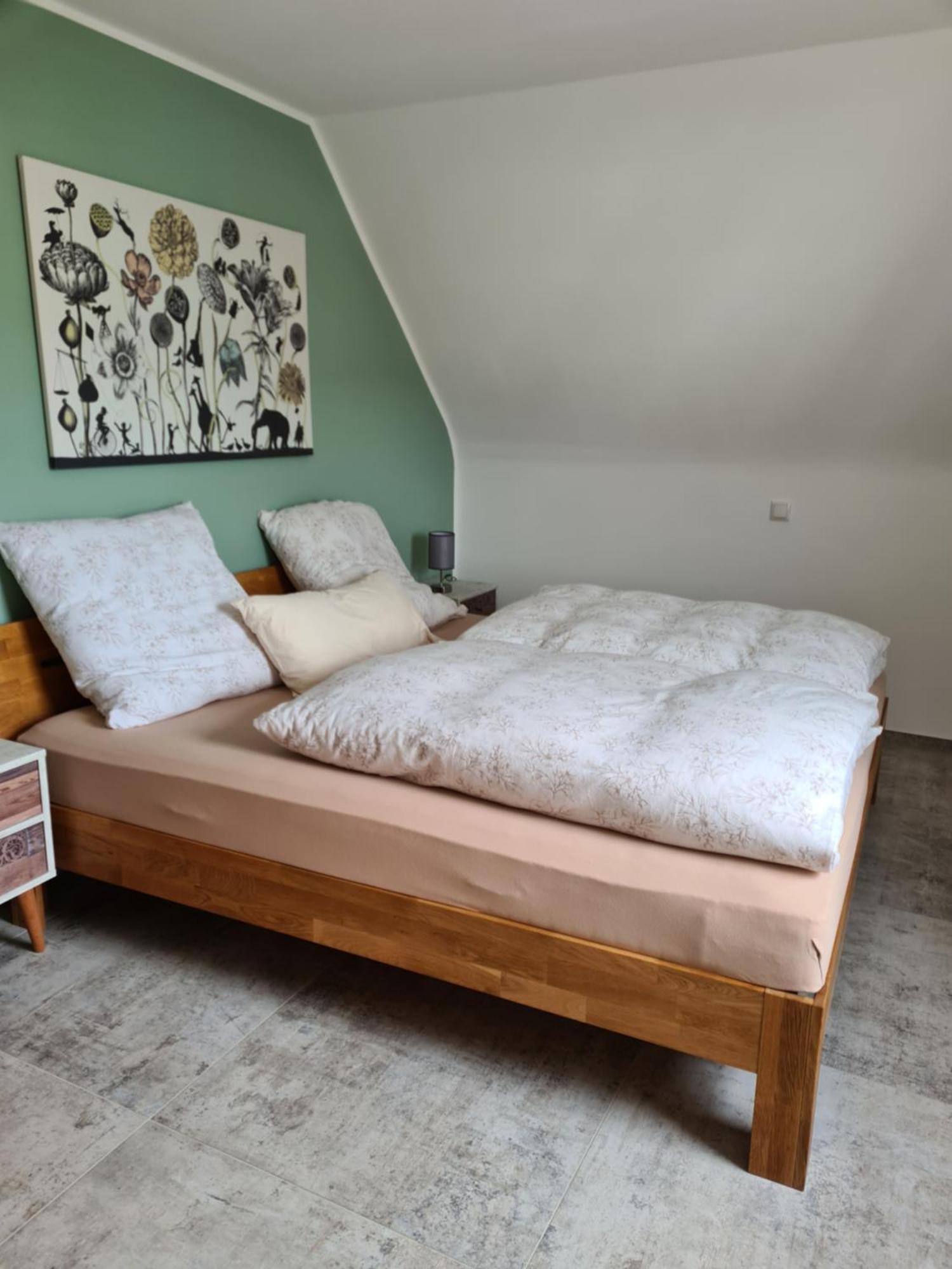Ferienwohnung Burgblick Pelm Exterior photo